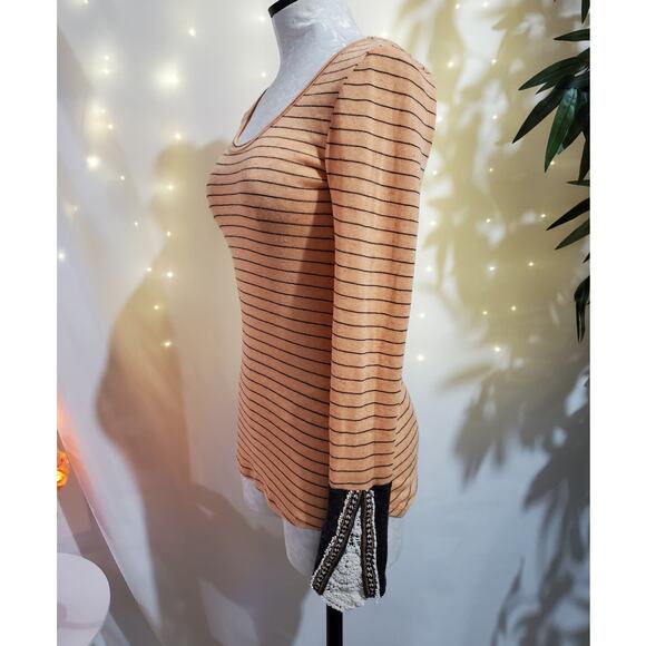 BKE Flax Striped Embroidered Crochet Cuff Long Sleeve Top Womens Size S Orange - Picture 2 of 11